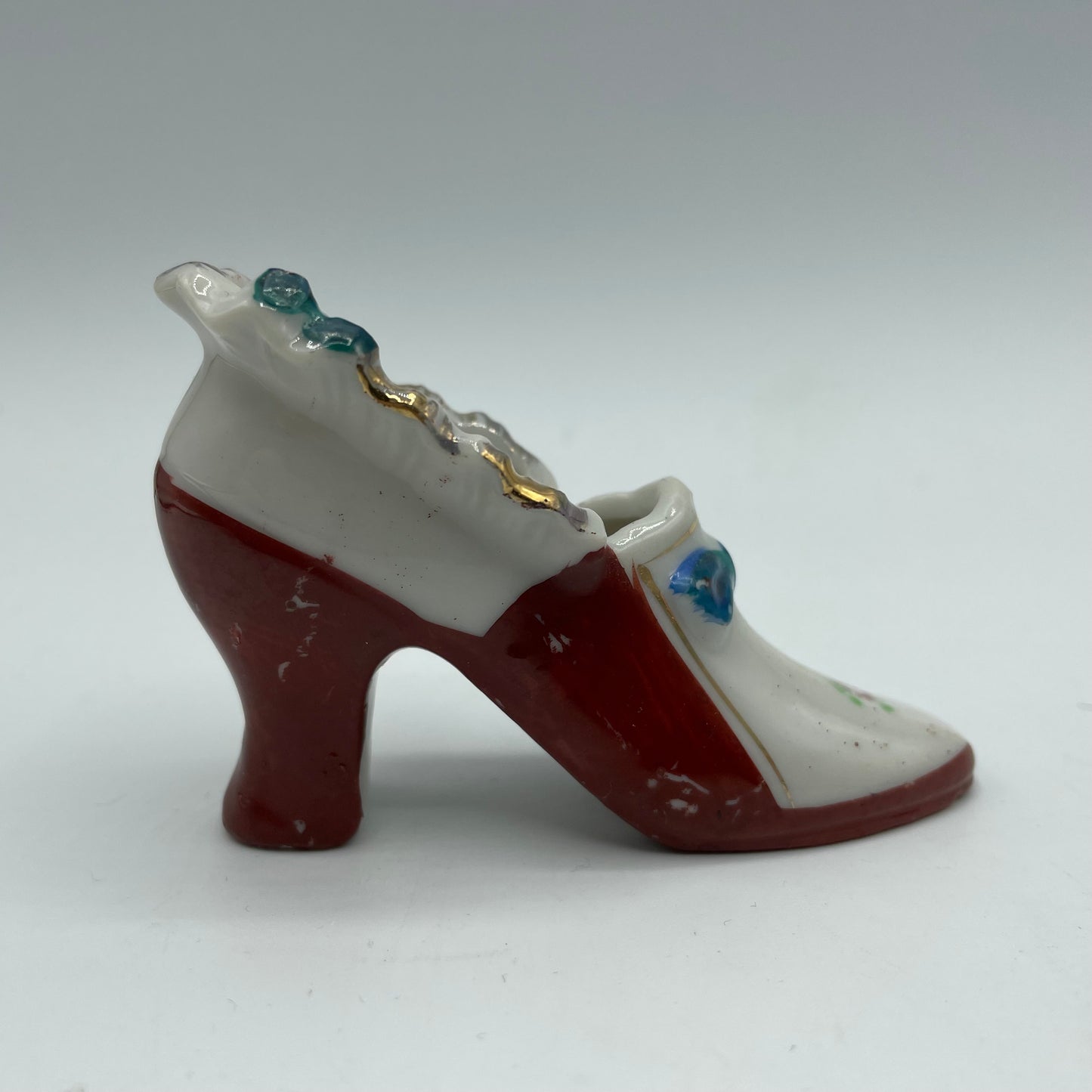 Vintage Victorian Porcelain Mini Shoes Hand Painted, Set of 2- Japan