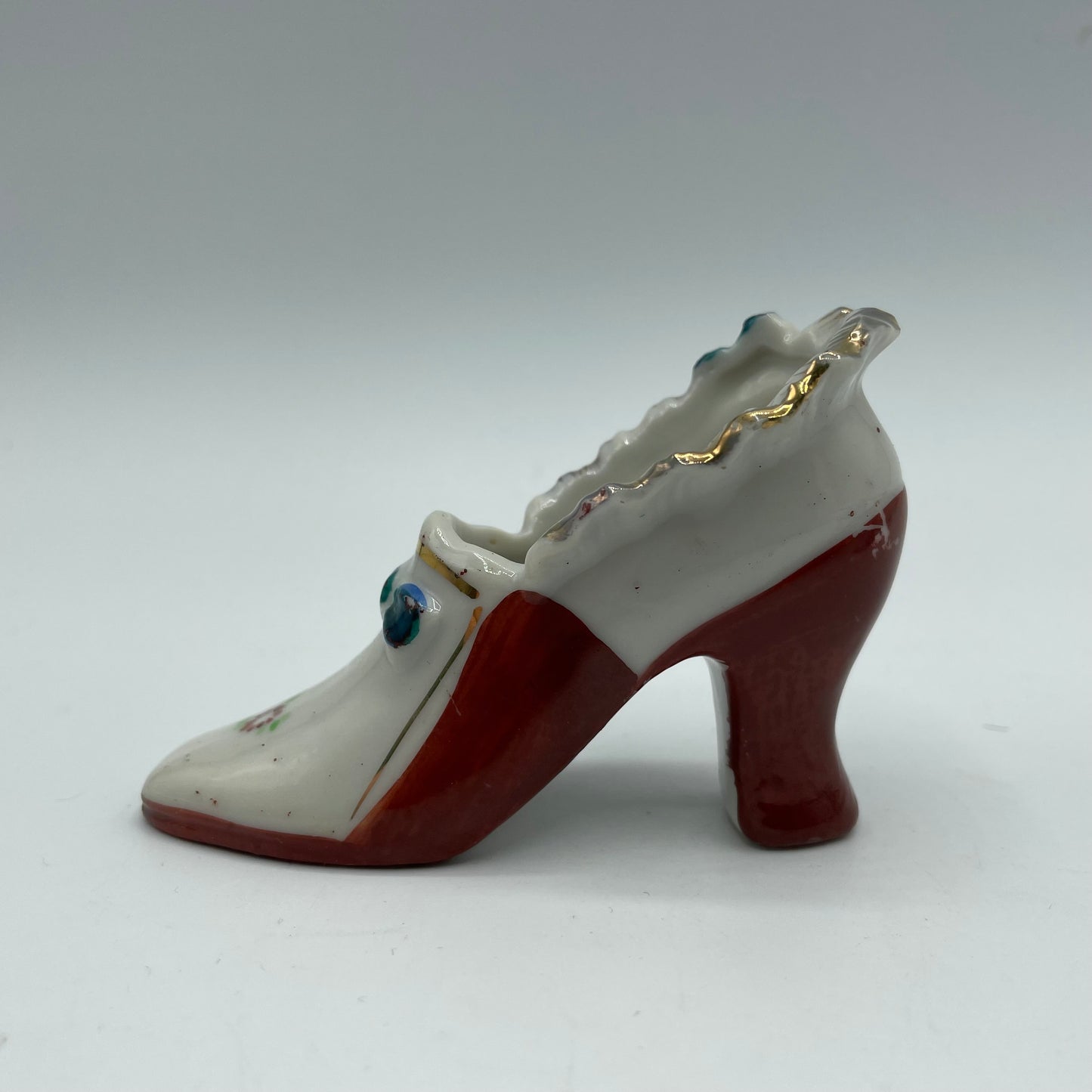 Vintage Victorian Porcelain Mini Shoes Hand Painted, Set of 2- Japan