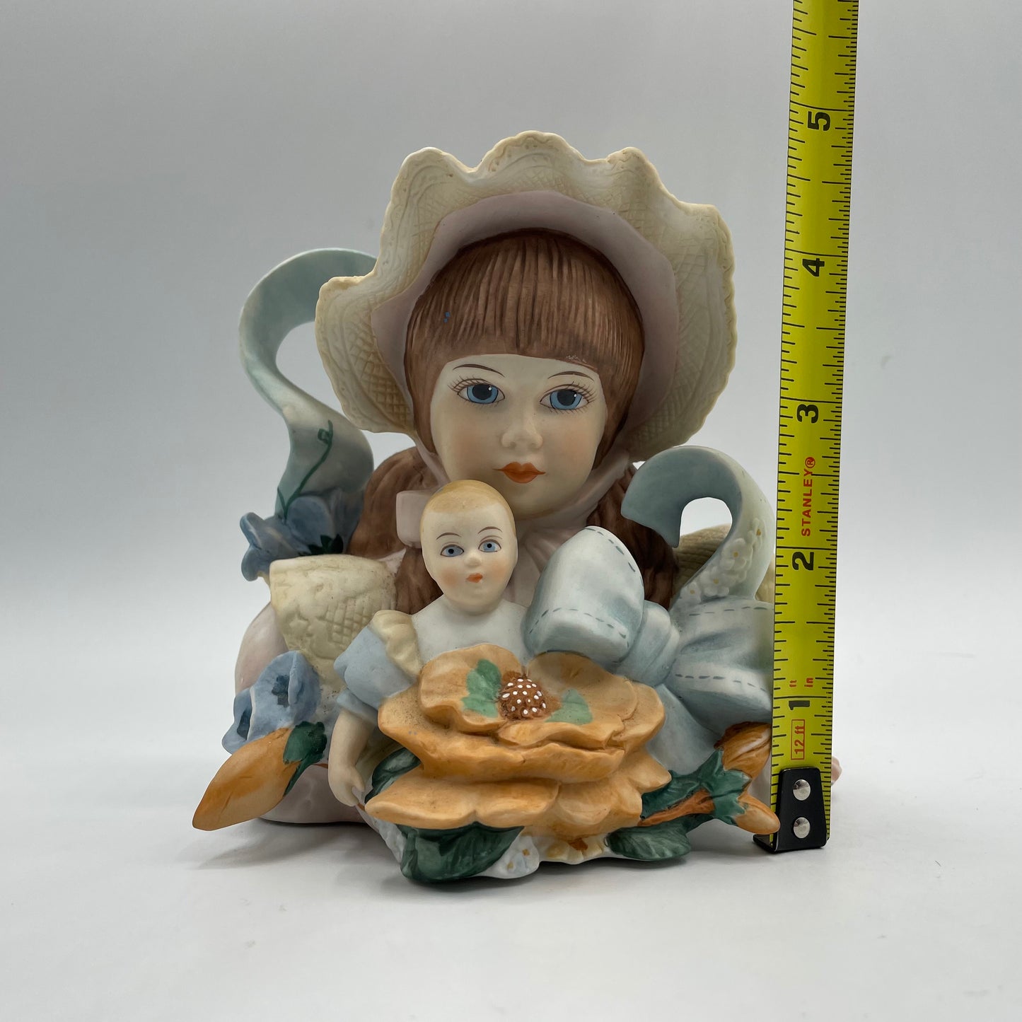 Jan Hagara "Jamie" Figurine Bust #U34002