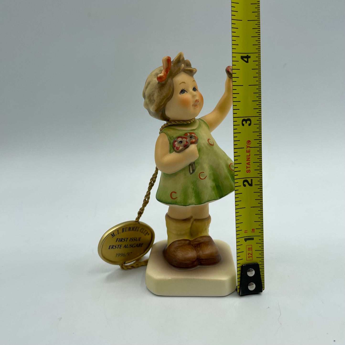Goebel M.J. Hummel Club Figurine "Forever Yours" 1996/97 1st Issue