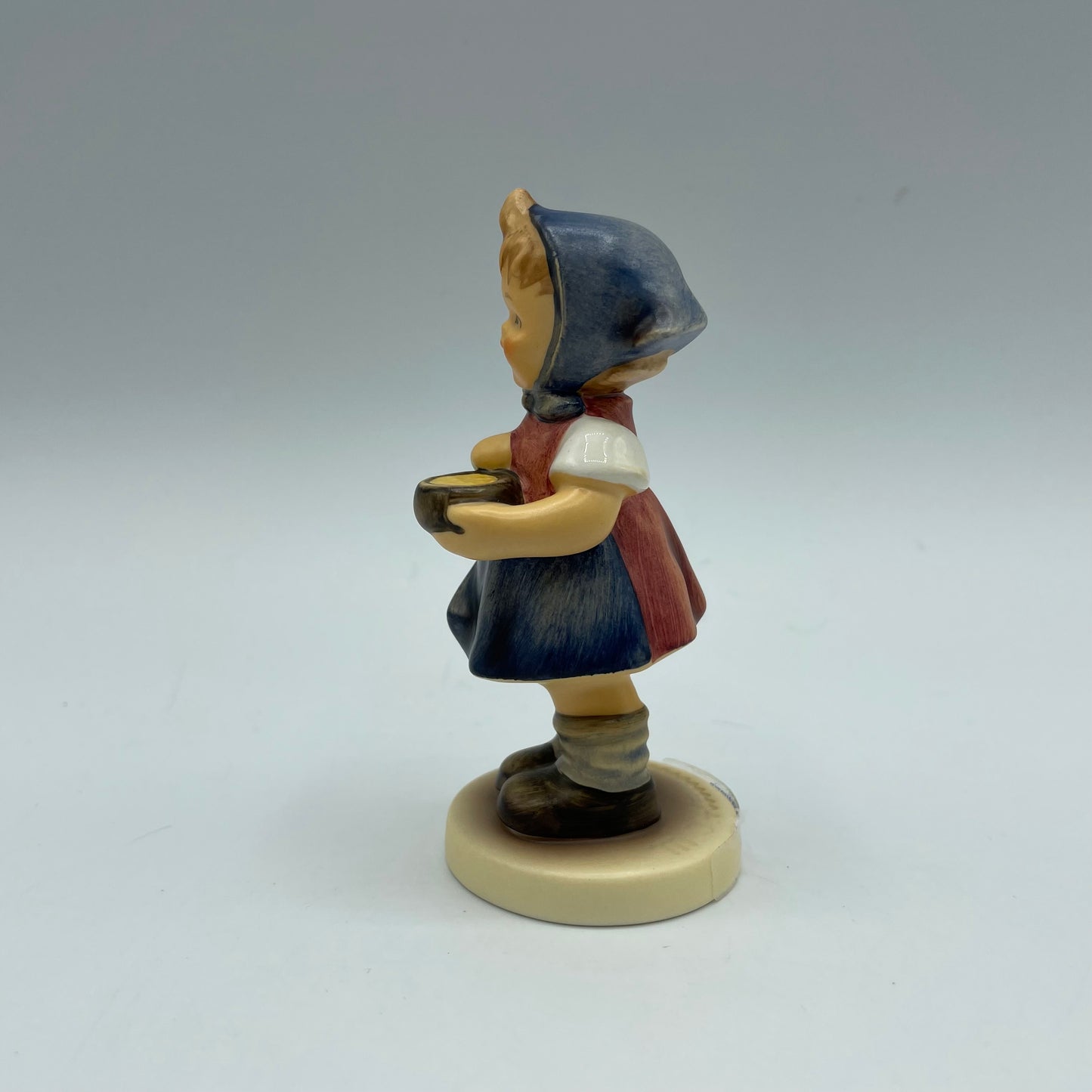 Goebel M.J. Hummel Club Figurine "From Me To You" 1995/96