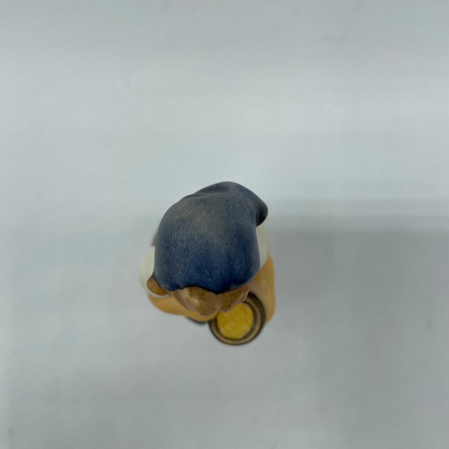 Goebel M.J. Hummel Club Figurine "From Me To You" 1995/96