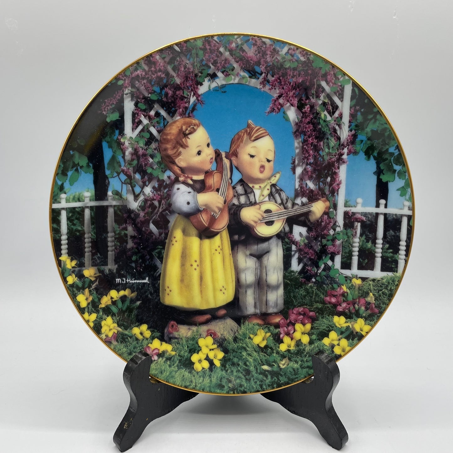 M.J. Hummel "Little Musicians" Little Companions Plate Collection