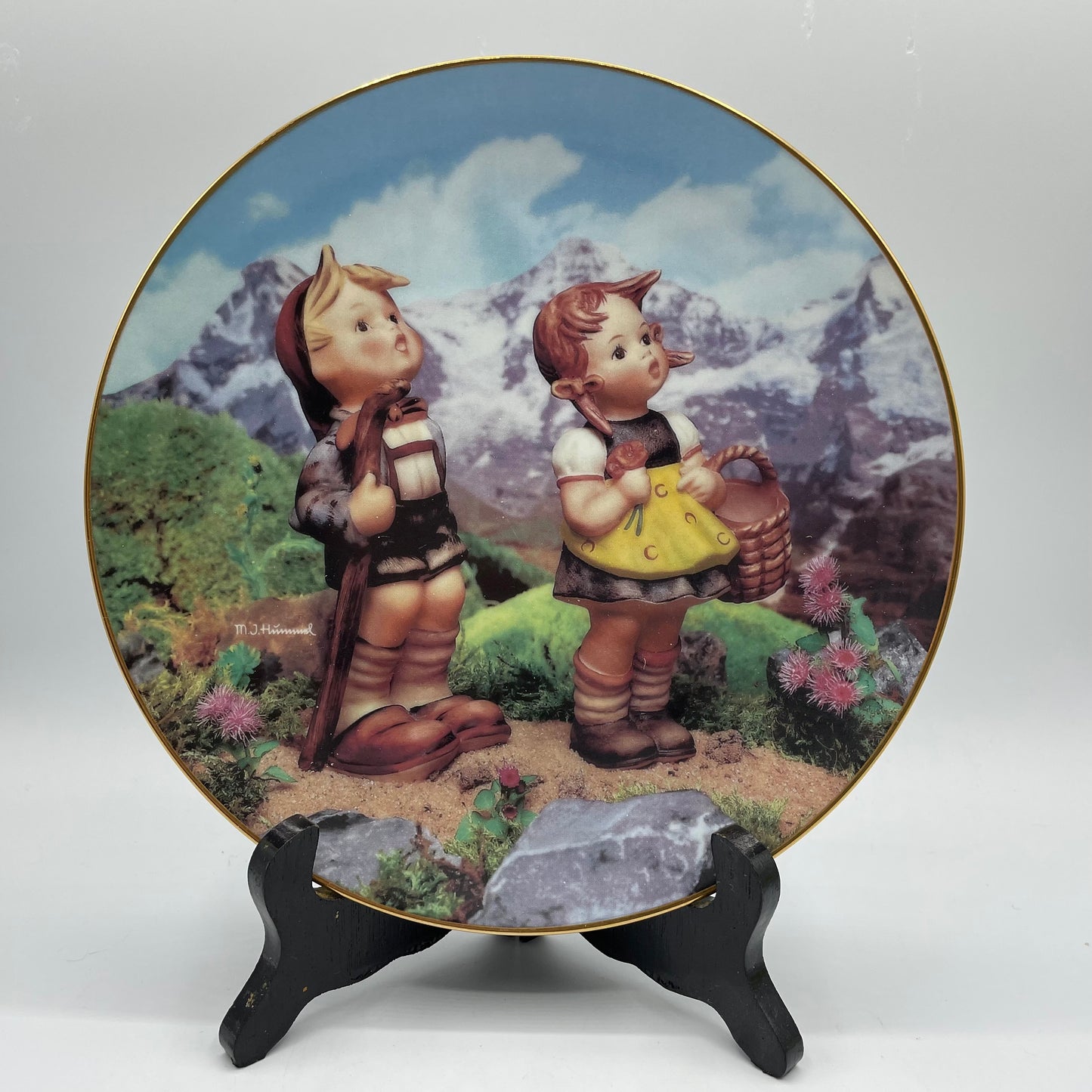 M.J. Hummel "Little Explorers" Little Companions Plate Collection