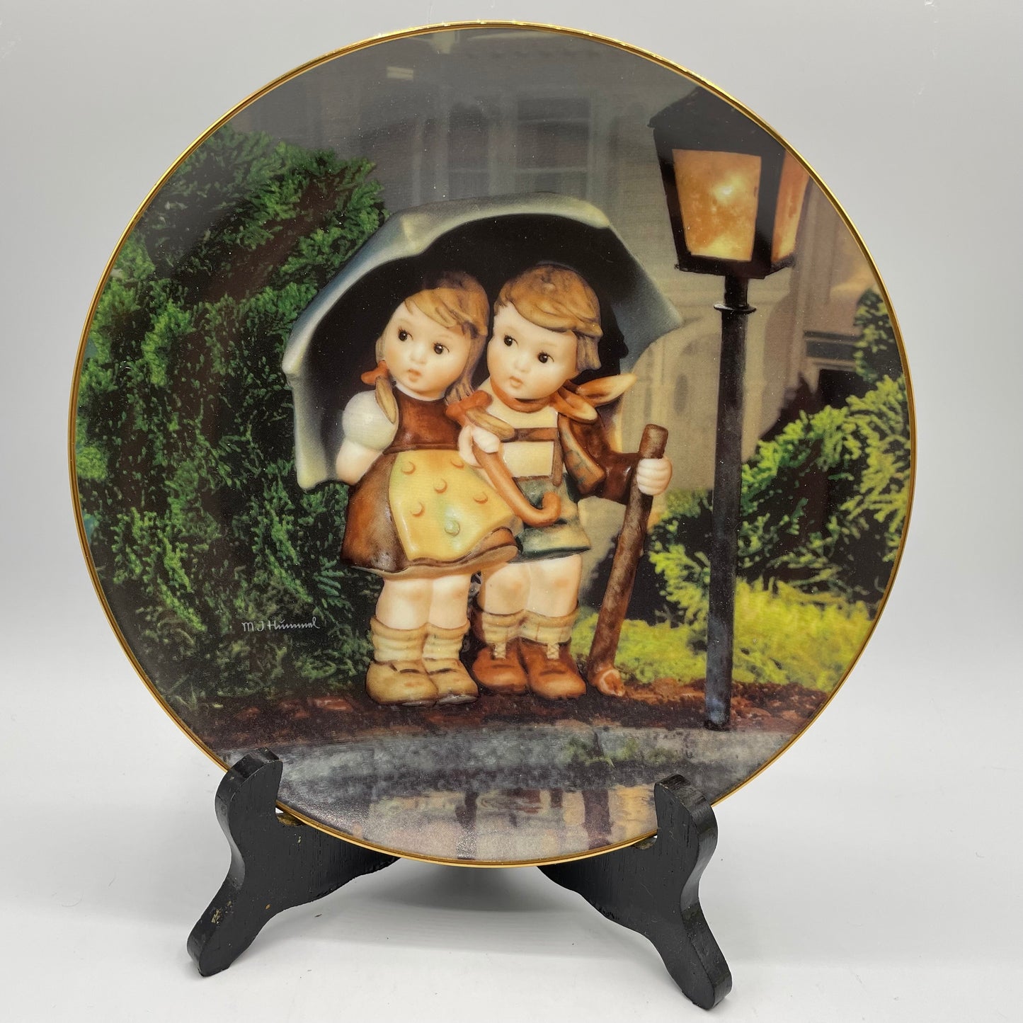 M.J. Hummel "Stormy Weather" Little Companions Plate Collection