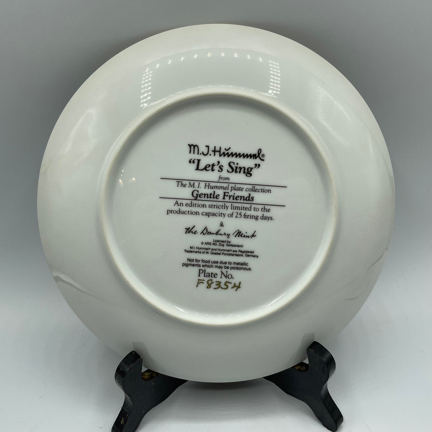 M.J. Hummel "Let's Sing" Gentle Friends Plate Collection