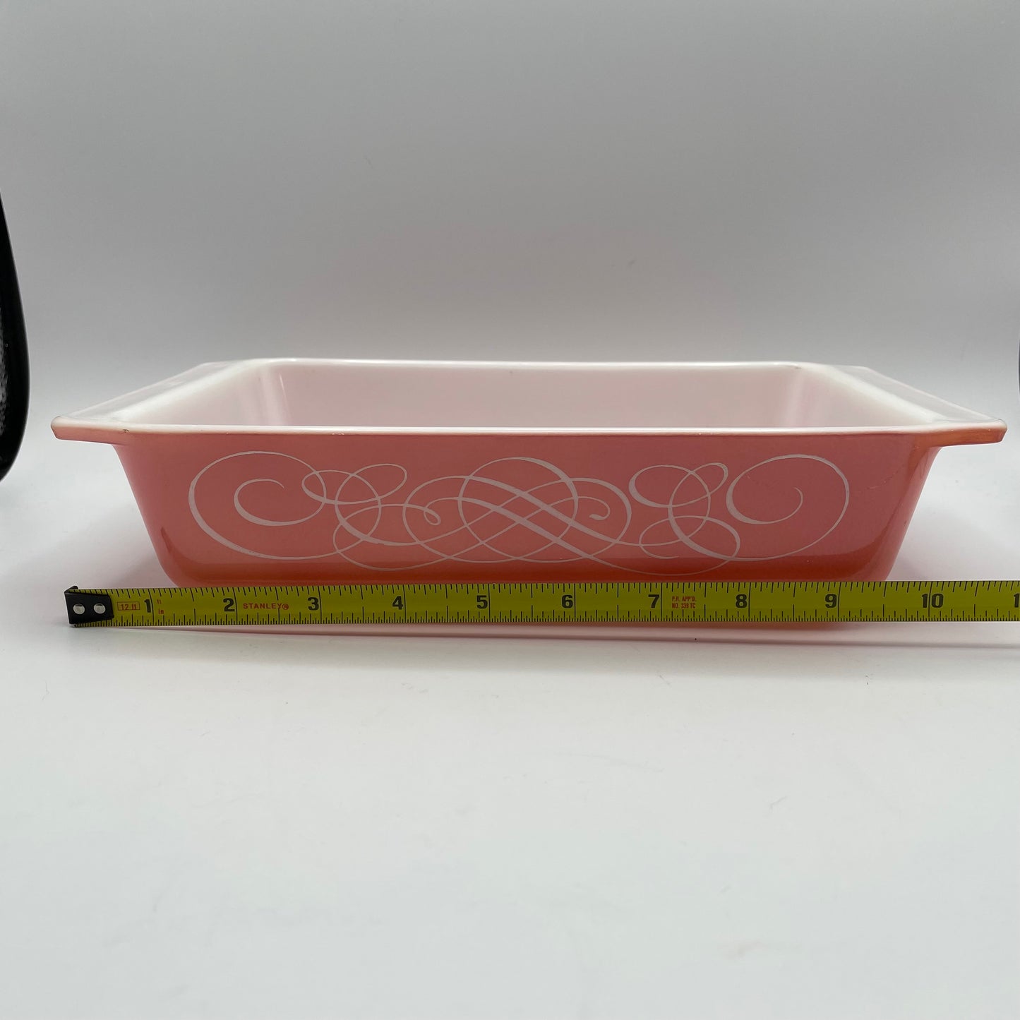 Pyrex Pink Scroll 575 2 QT Casserole Rectangle Glass Baking Dish 1958-59
