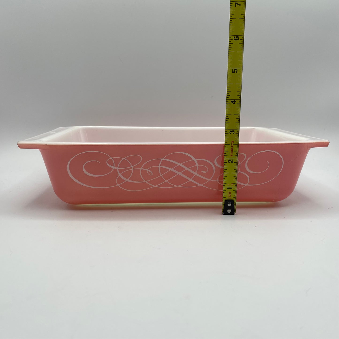Pyrex Pink Scroll 575 2 QT Casserole Rectangle Glass Baking Dish 1958-59