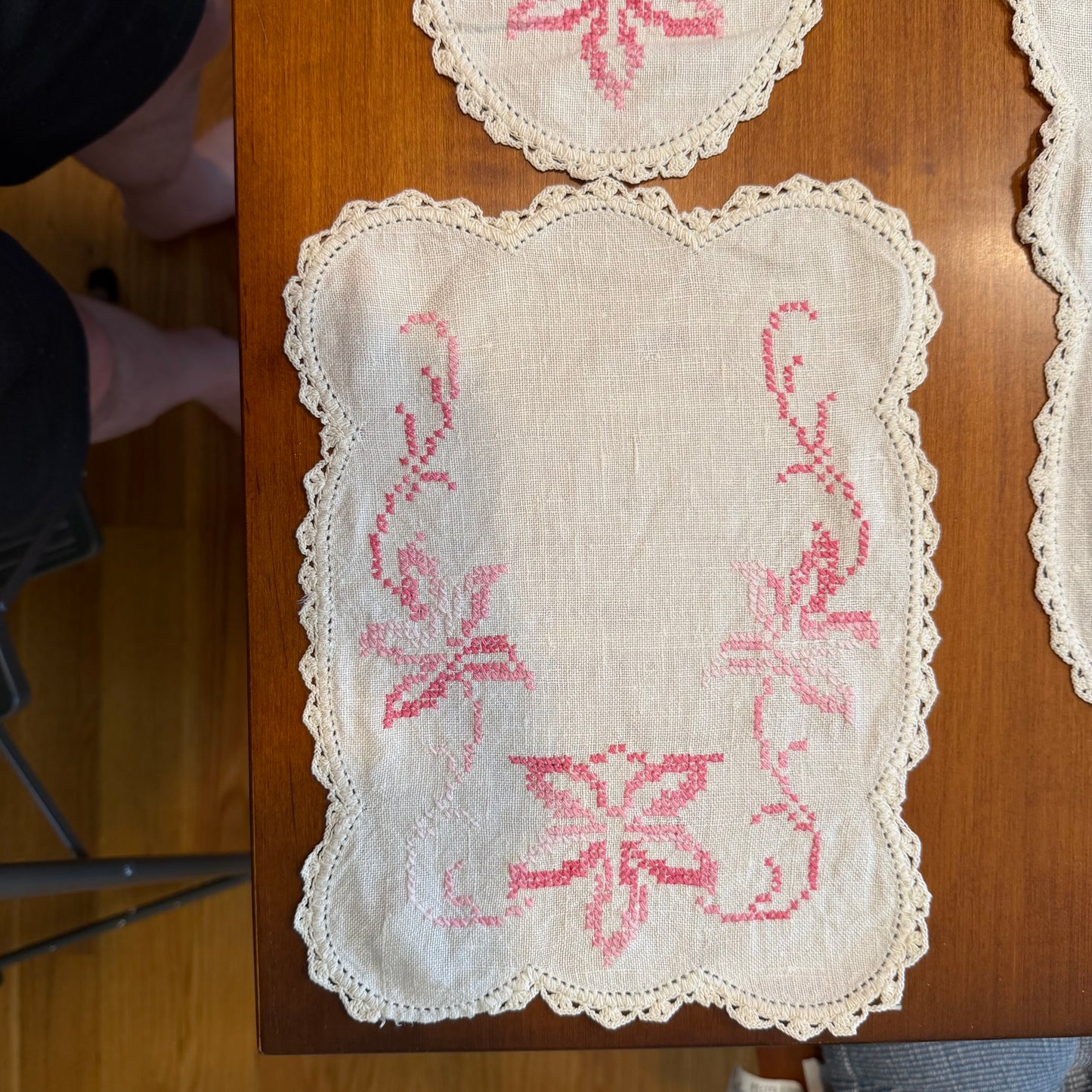 Embroidered Table Runner/Scarf Set, Pink Floral