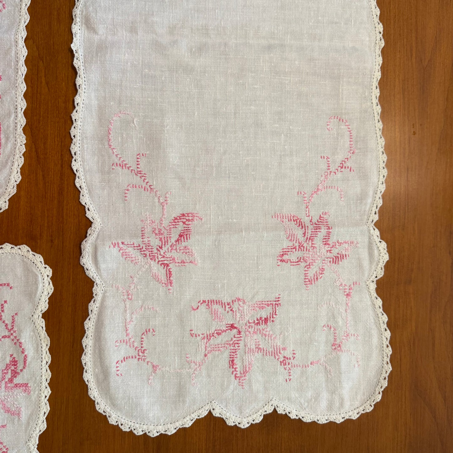 Embroidered Table Runner/Scarf Set, Pink Floral