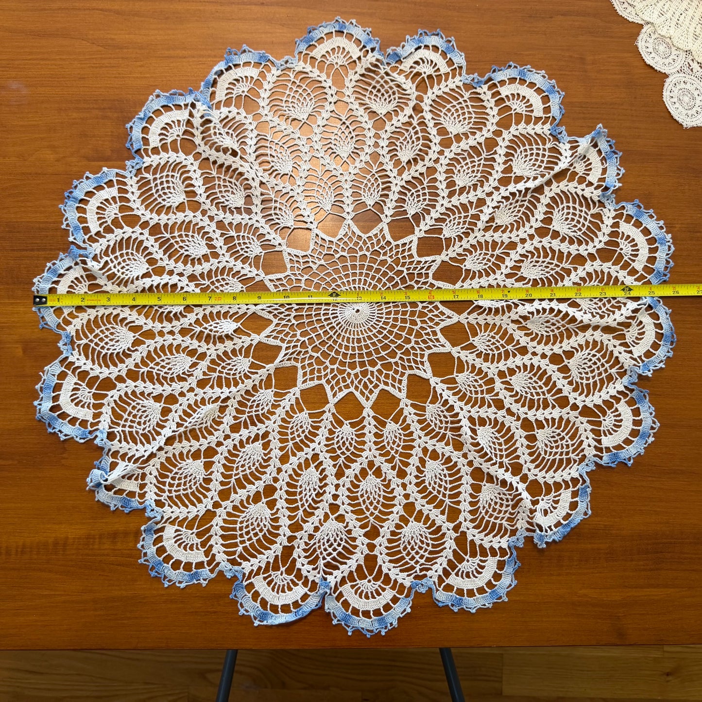 Doilies, Mixed Lot of 7