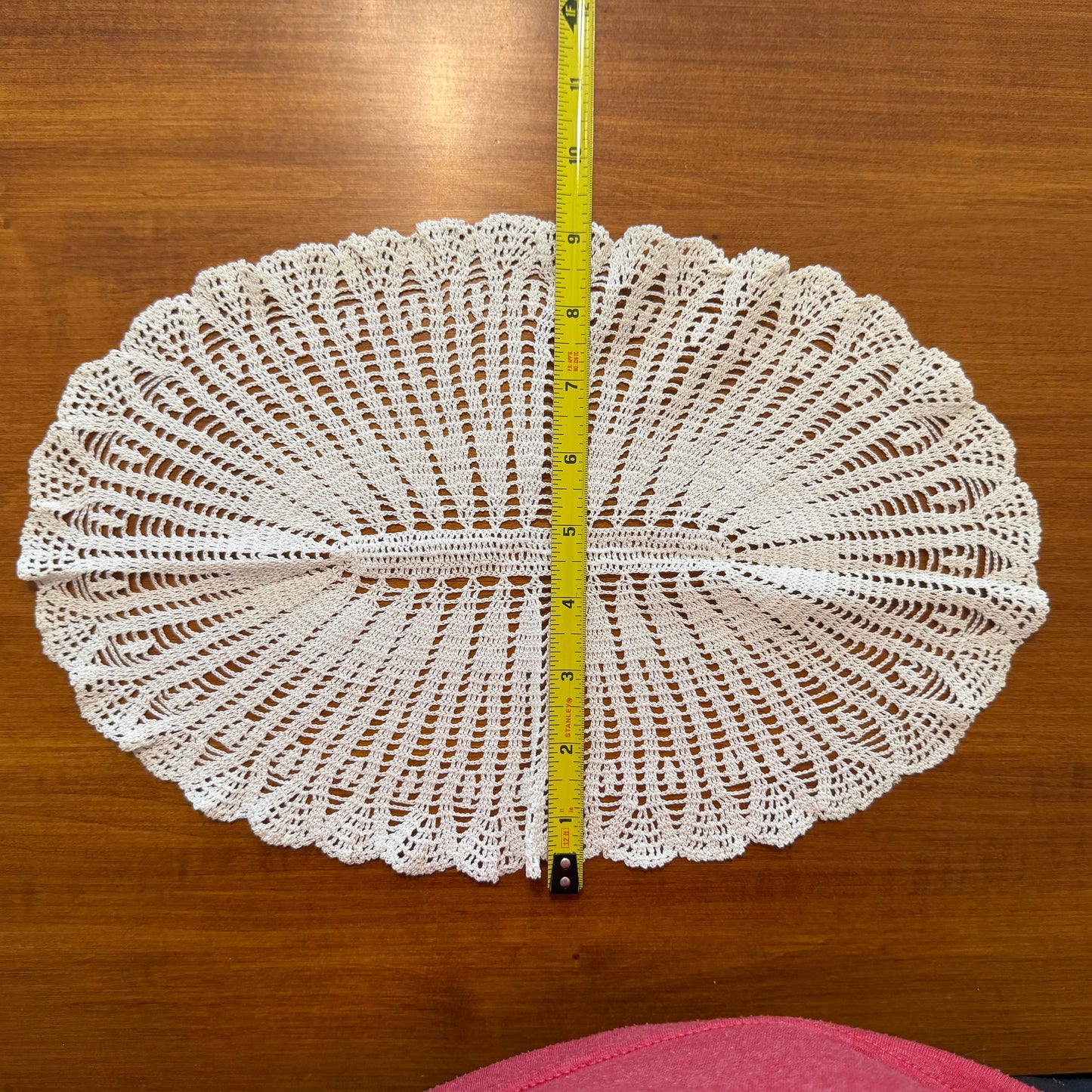 Doilies, Mixed Lot of 7