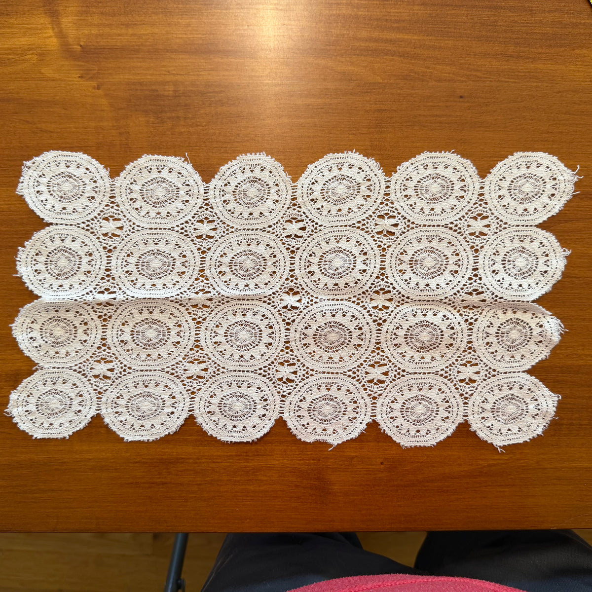 Doilies, Mixed Lot of 7
