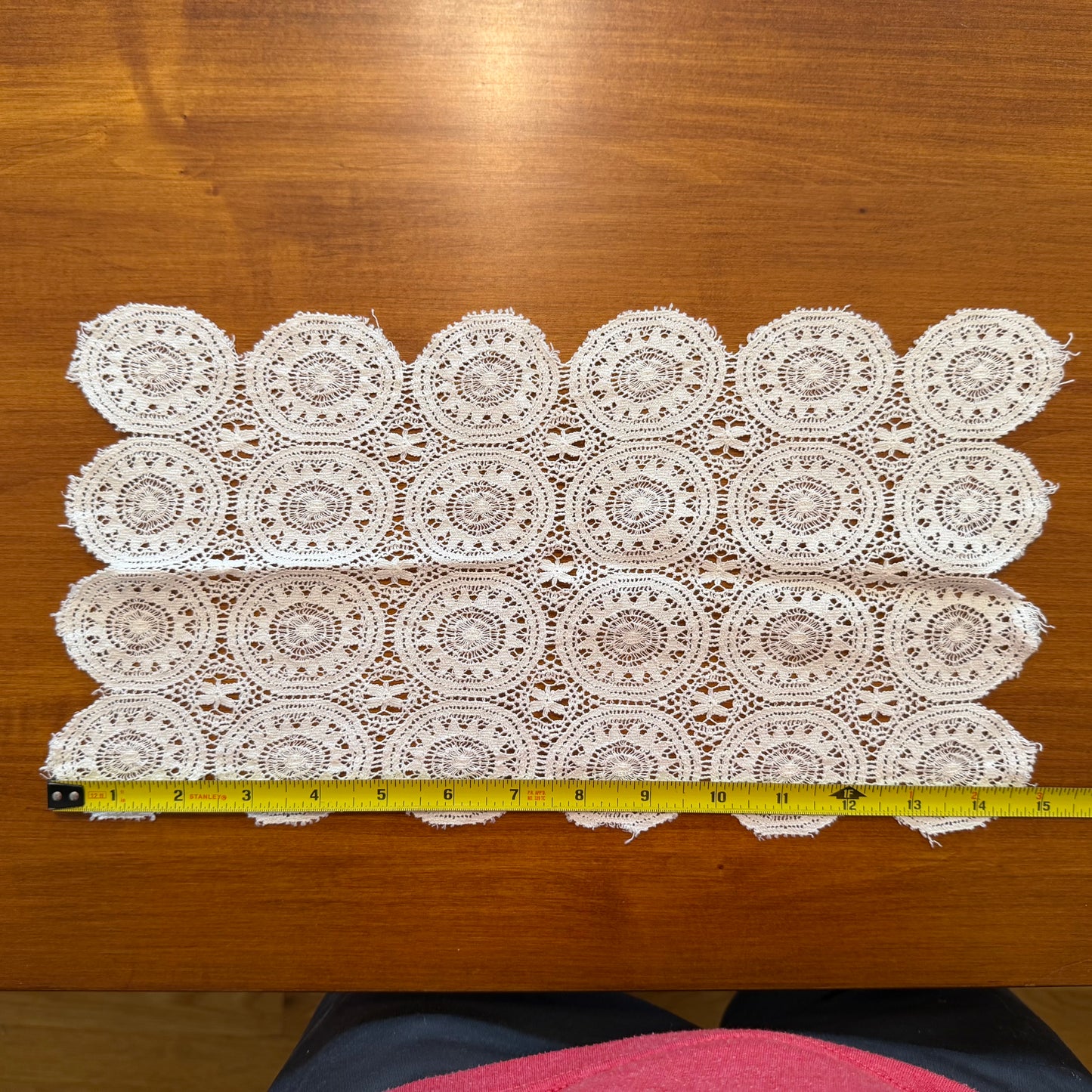 Doilies, Mixed Lot of 7
