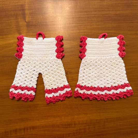 Red and White Pot Holders, Lot of 2