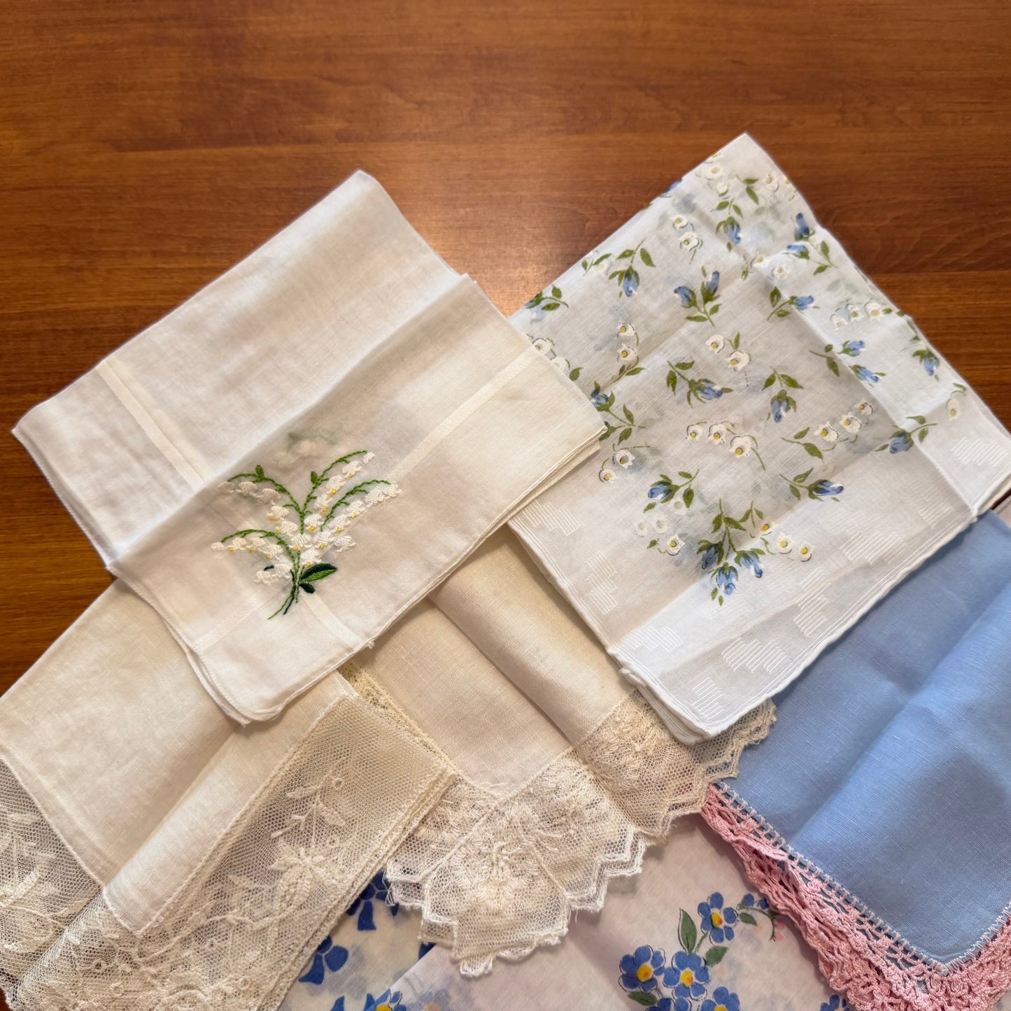Mixed Lot of 9 Hankies