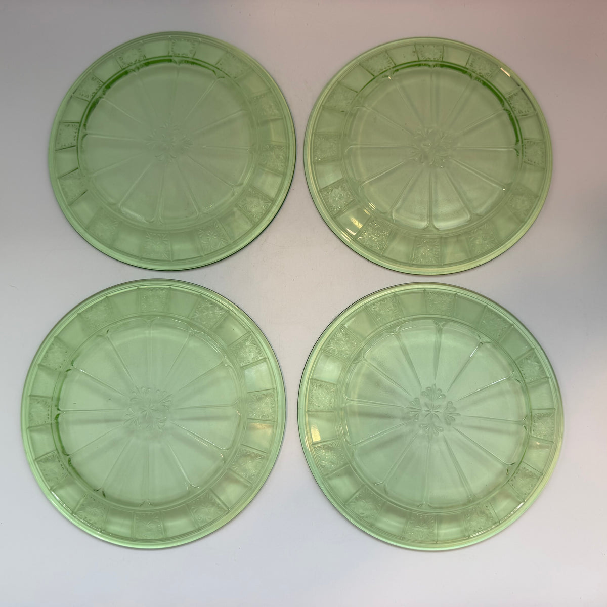 Doric Uranium 7" Salad Plate, Set of 4