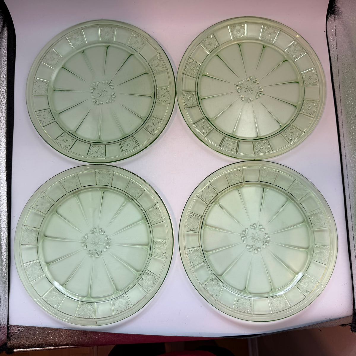 Jeannette Doric Uranium 9" Lunch Plate, Set of 6