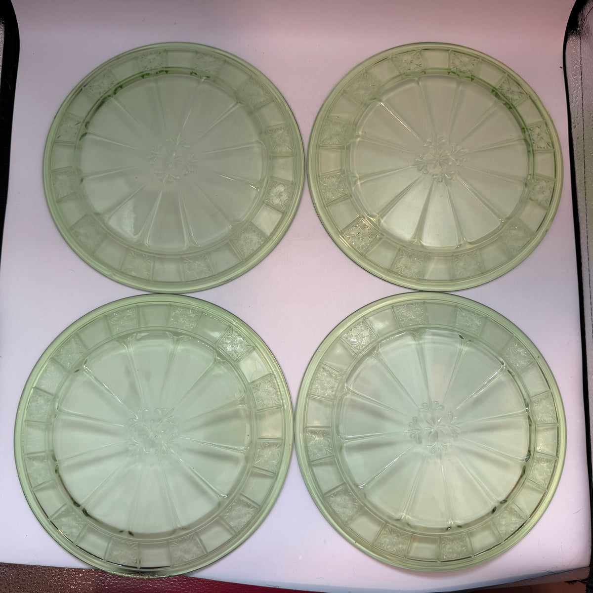 Jeannette Doric Uranium 9" Lunch Plate, Set of 6
