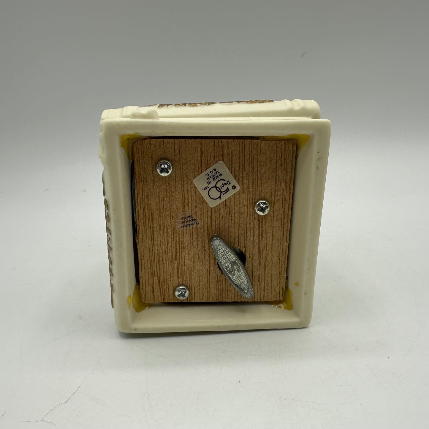 Snowbabies Winter Tales Animated Music Box