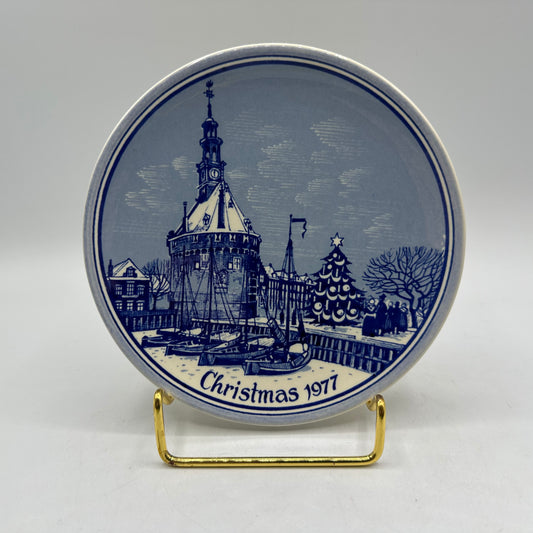 Delft Schoonhoven Holland 1977 Christimas Plate, Harbour Tower of Hoorn