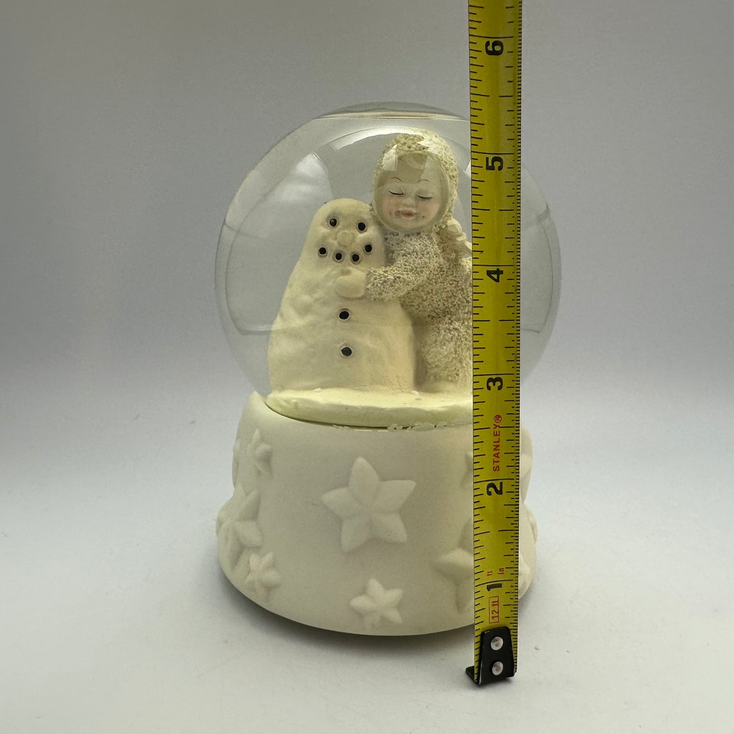 Snowbabies I'll Hug You Goodnight Musical Snow Globe