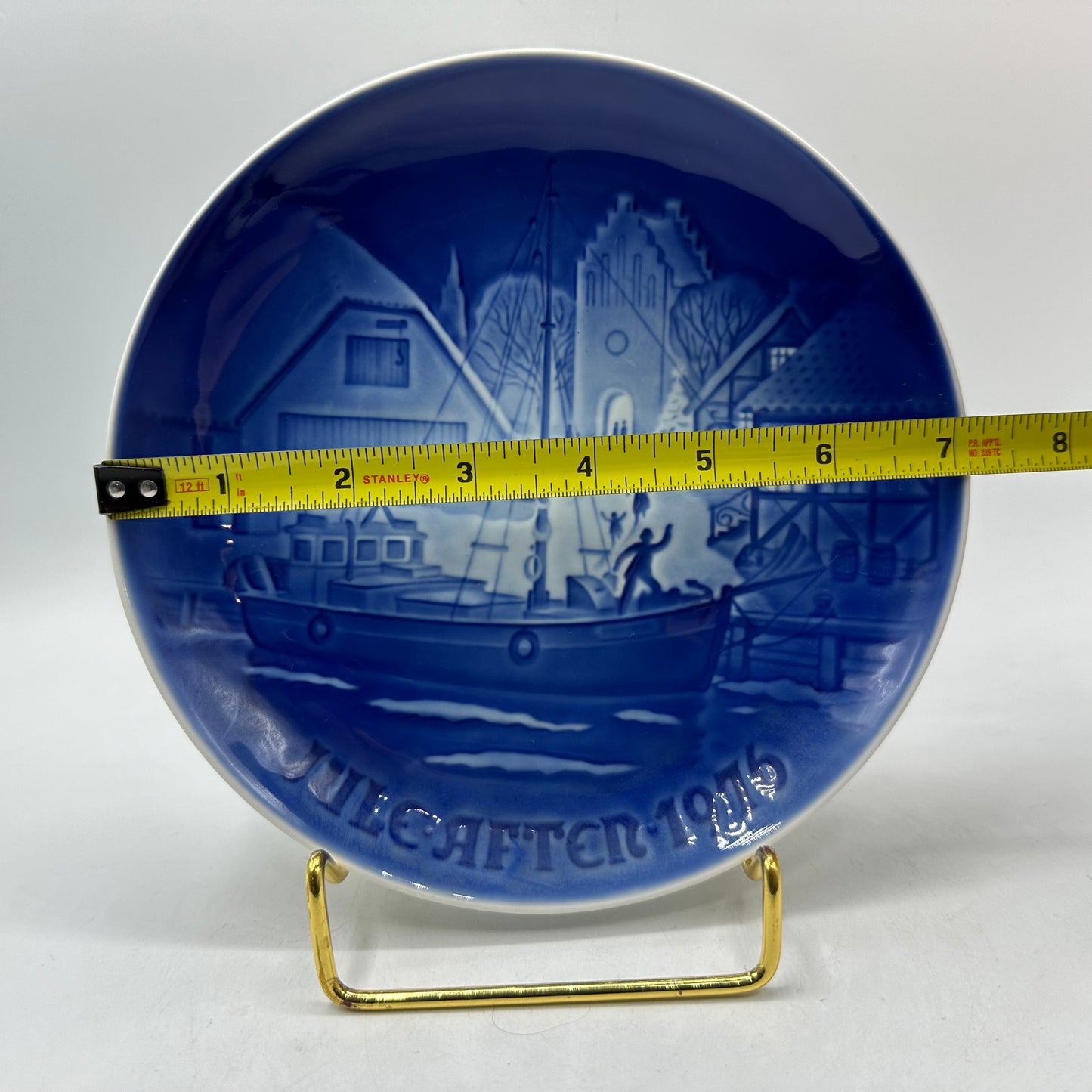 B & G Copenhagen 1976 Christmas Welcome Plate Porcelain