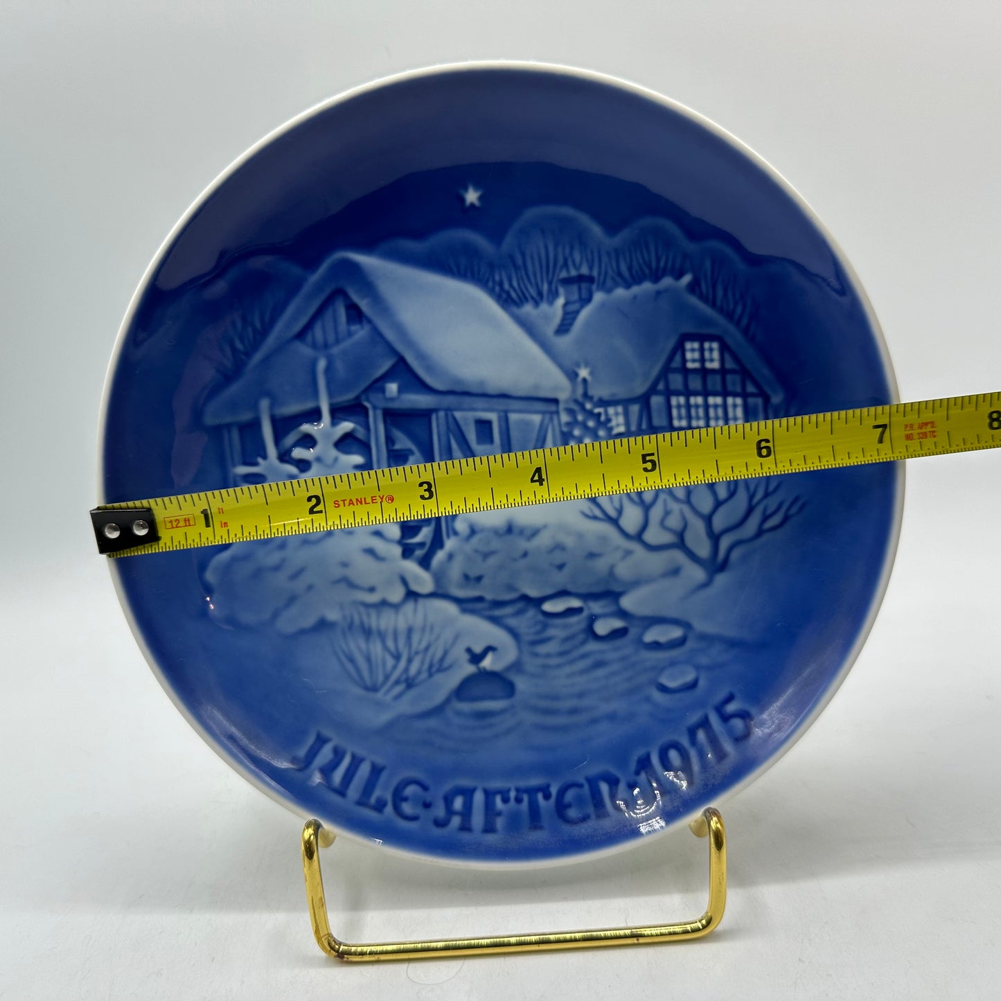 B & G Copenhagen 1975 Christmas at the Watermill Plate Porcelain
