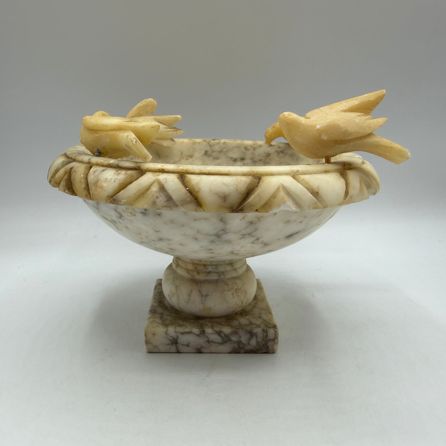 Italian Alabaster Bird Bath Hand Carved with 4 Birds 7" Diameter