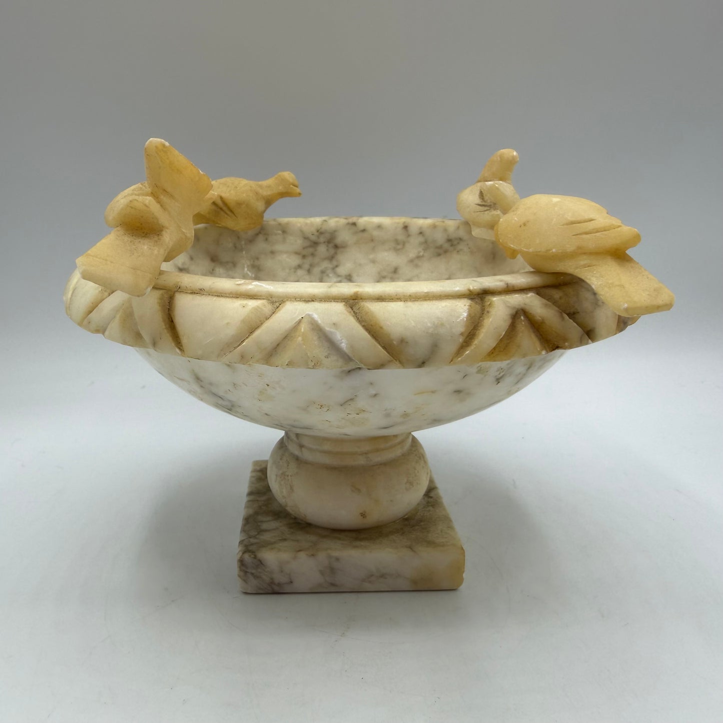 Italian Alabaster Bird Bath Hand Carved with 4 Birds 7" Diameter