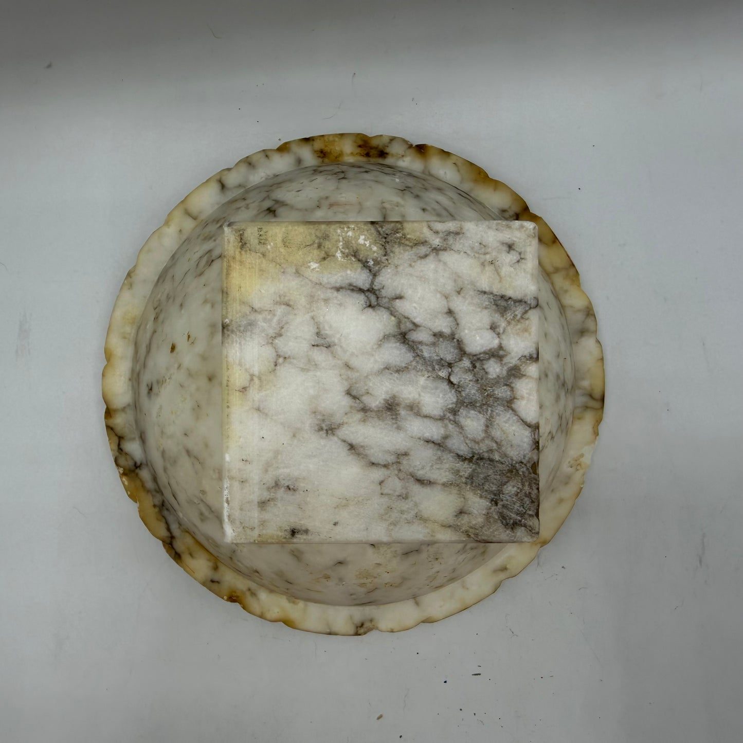 Italian Alabaster Bird Bath Hand Carved with 4 Birds 7" Diameter