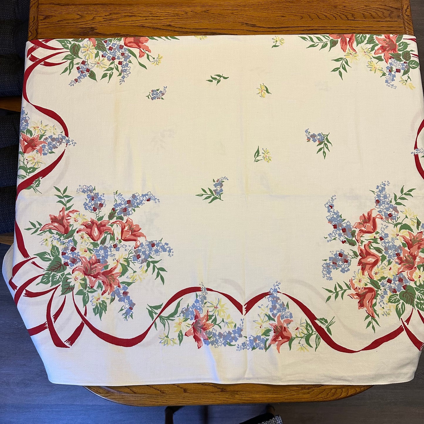 Floral Print and Ribbon Border Tablecloth, 70 X 52