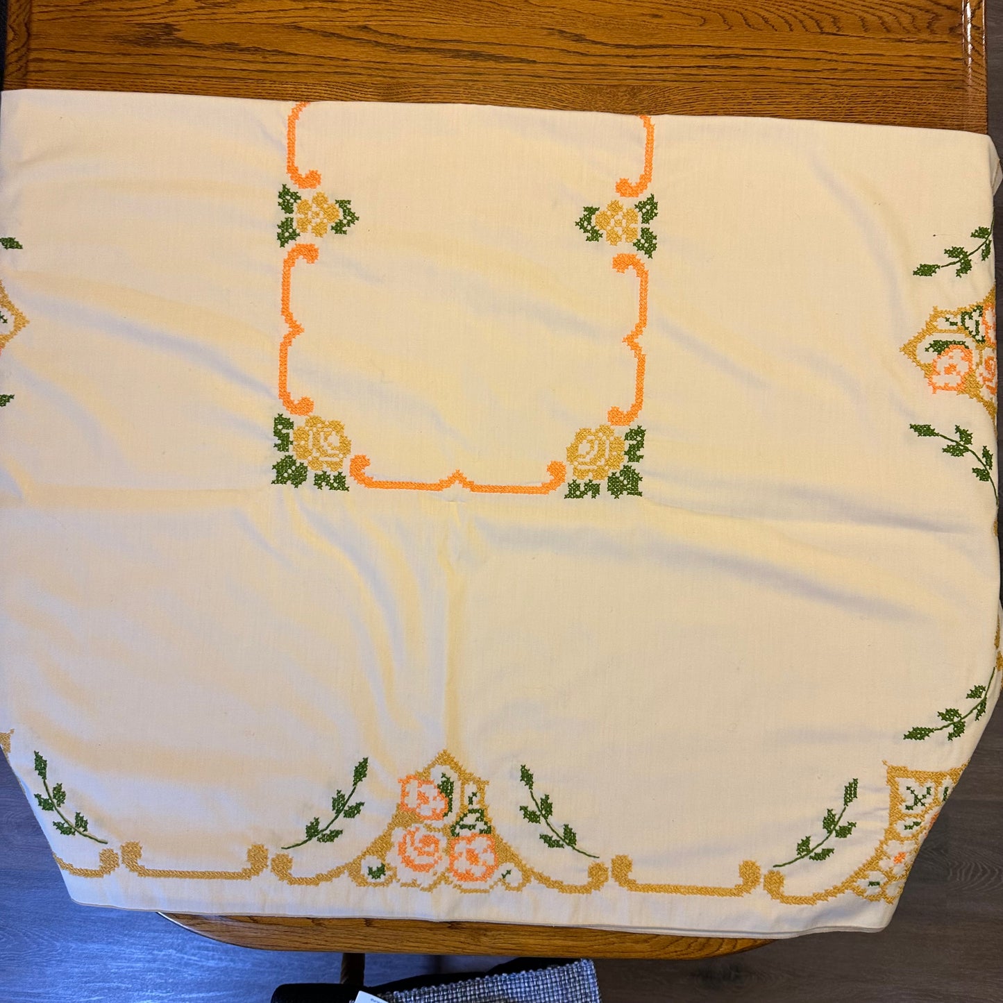1970s Cross Stitched Floral Pattern Tablecloth, 66 X 50
