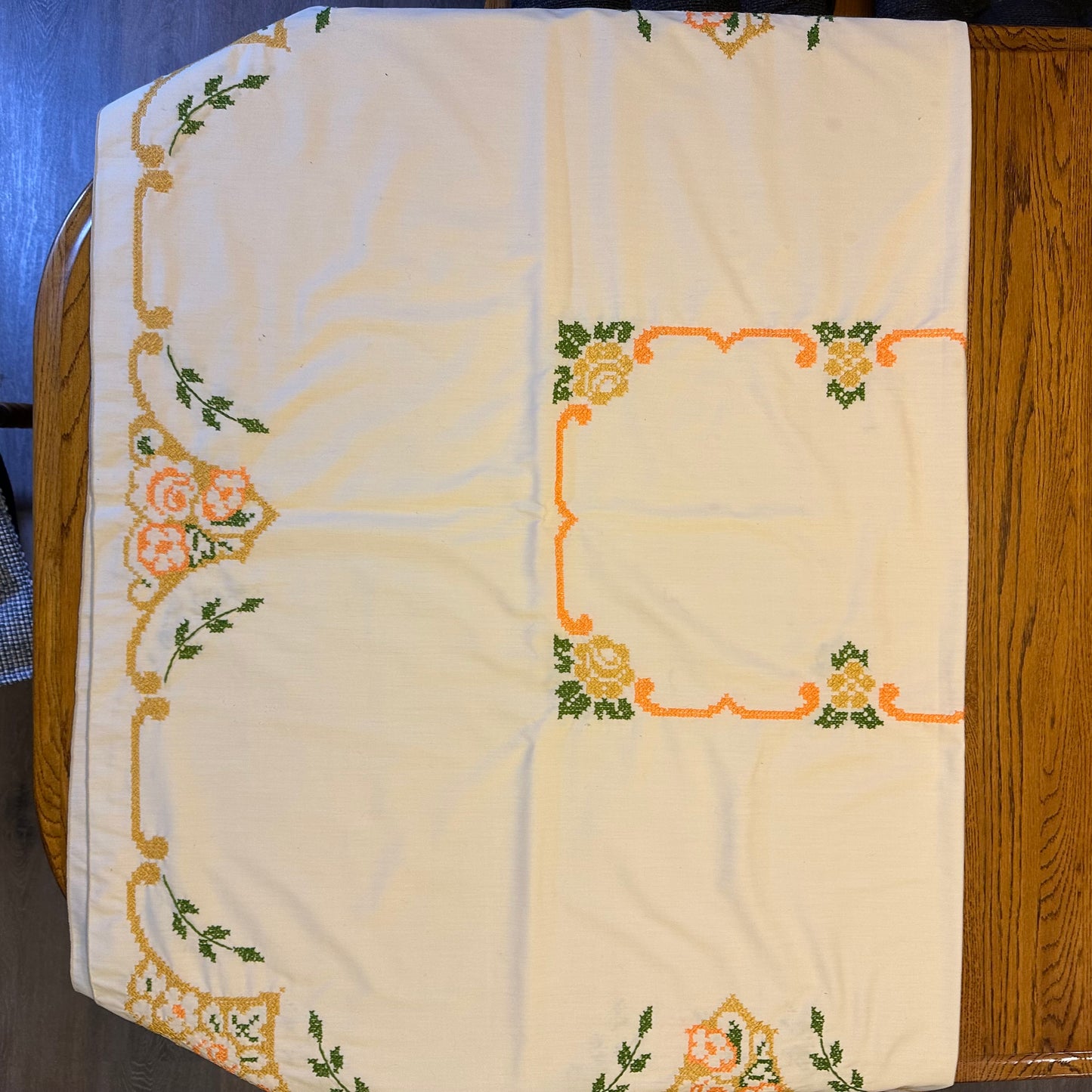 1970s Cross Stitched Floral Pattern Tablecloth, 66 X 50