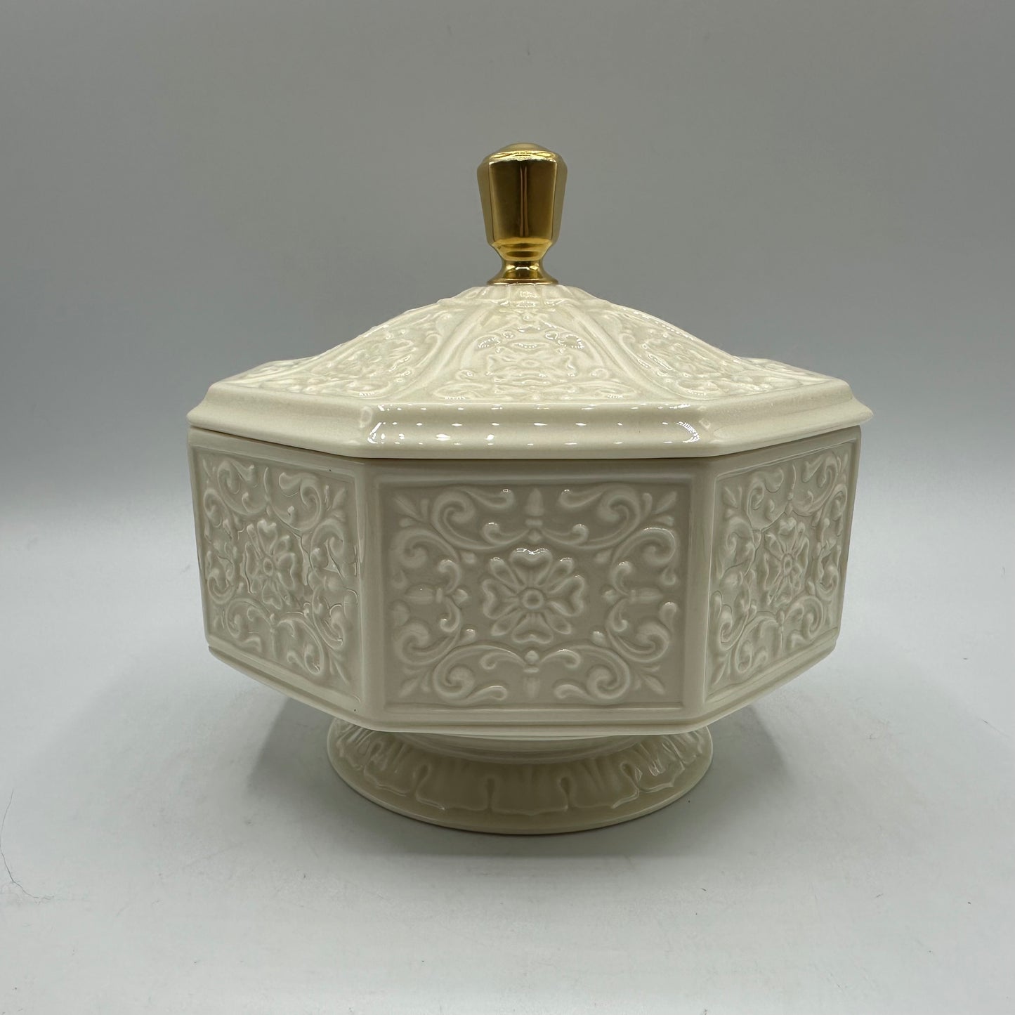 Lenox Chatham Candy Dish, Lidded Ivory and 24k Gold