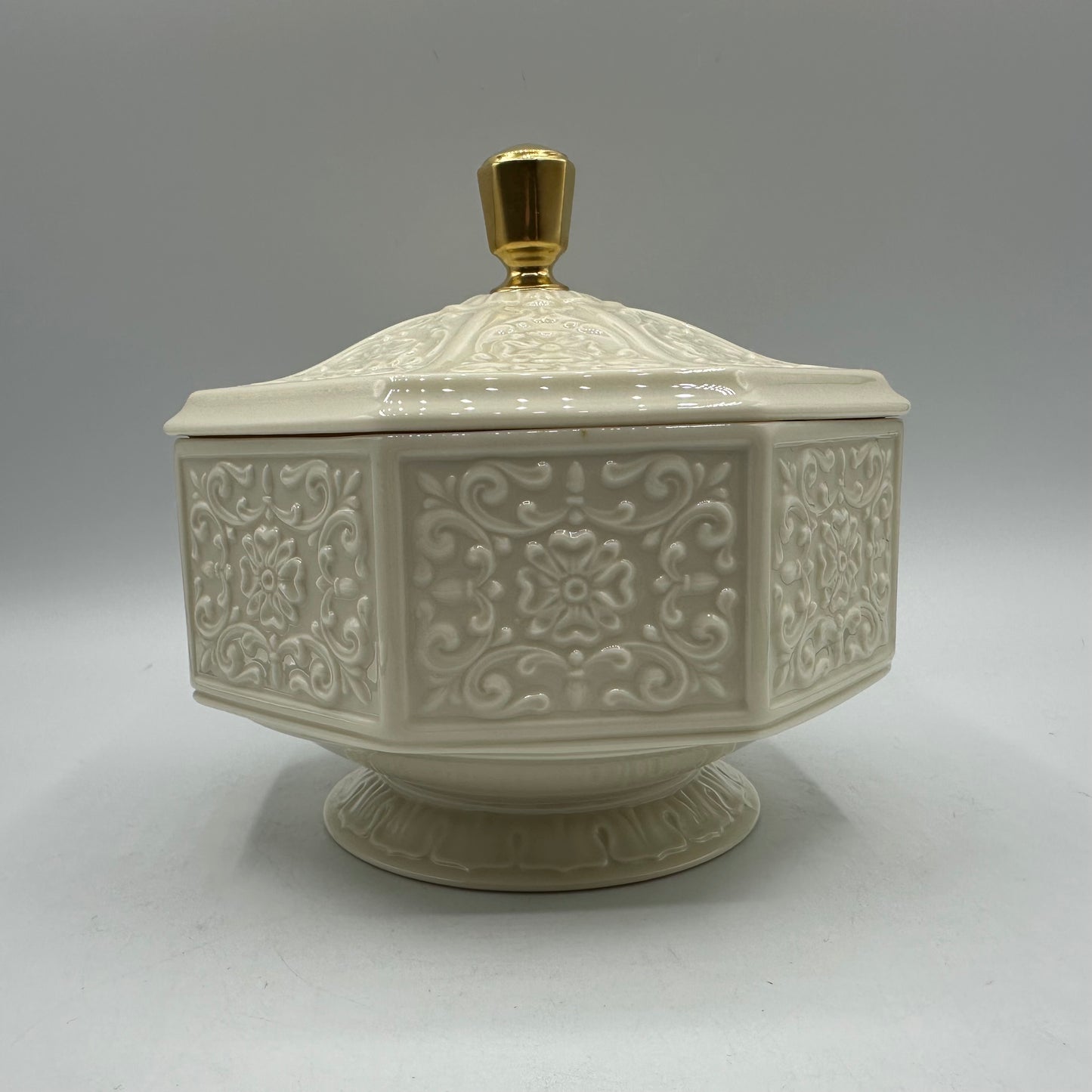 Lenox Chatham Candy Dish, Lidded Ivory and 24k Gold