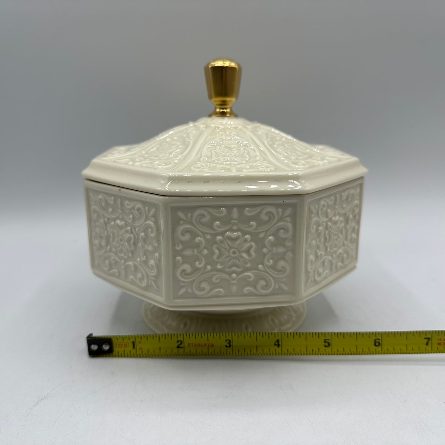 Lenox Chatham Candy Dish, Lidded Ivory and 24k Gold