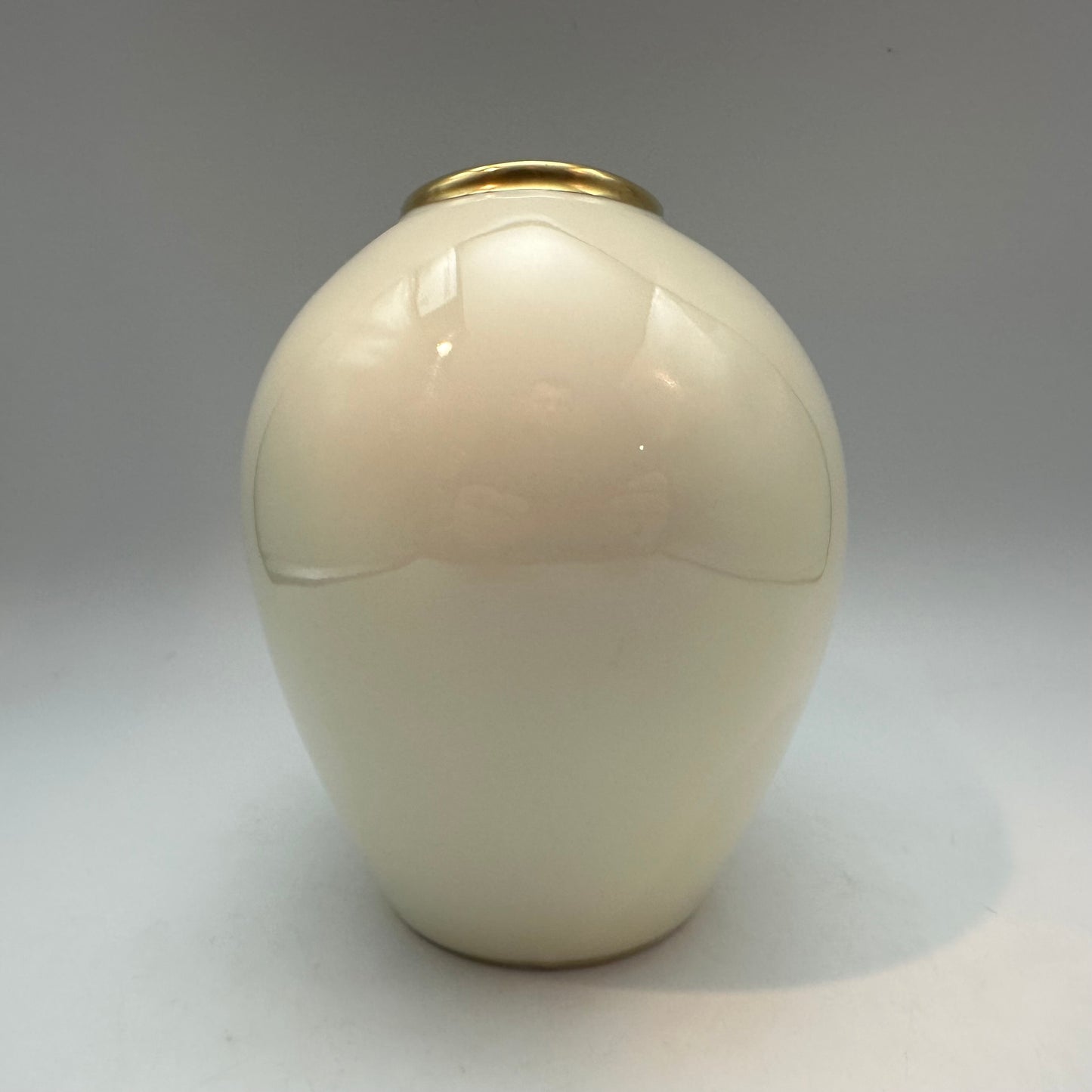 Alka Kurnst Vase Fold Floral Design, Bavaria