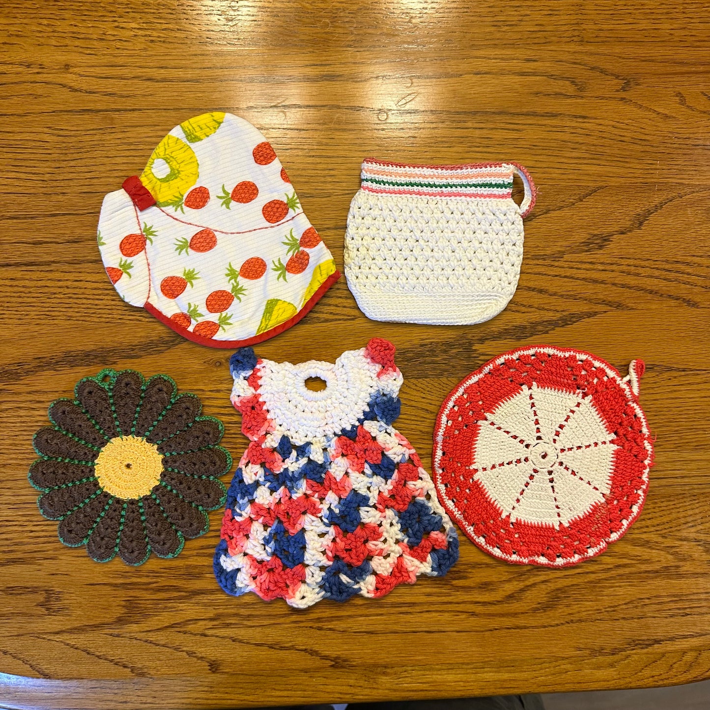 Vintage Hot Pads, Mixed Lot of 5
