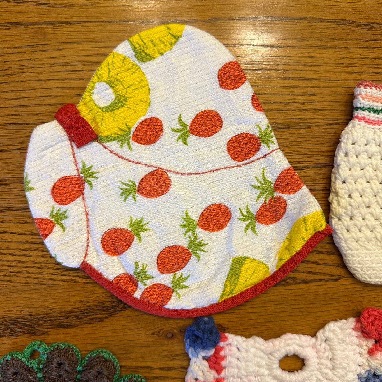 Vintage Hot Pads, Mixed Lot of 5