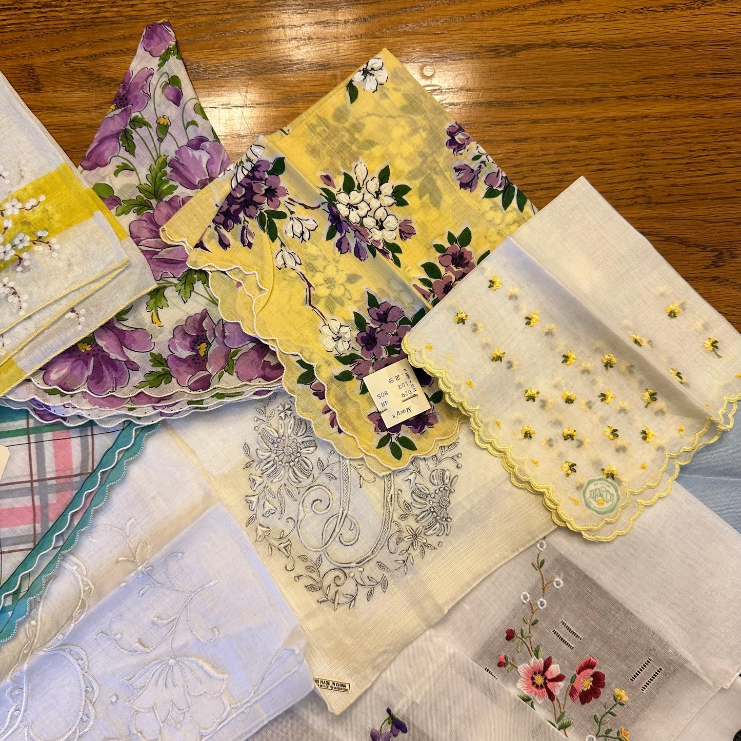Vintage Hankies, Mixed Lot of 13, Mostly New With Sticker