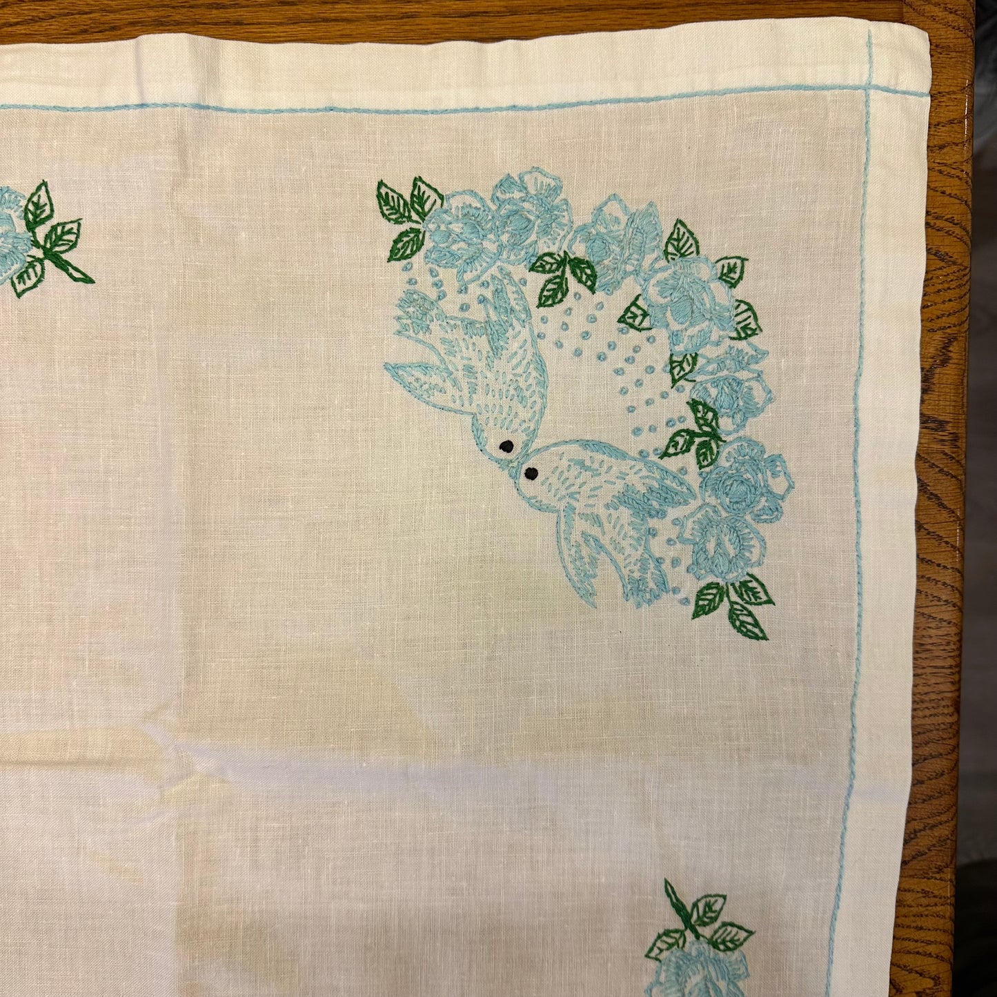 Tablecloth Embrodered Dove and Floral Pattern, 39 X 39