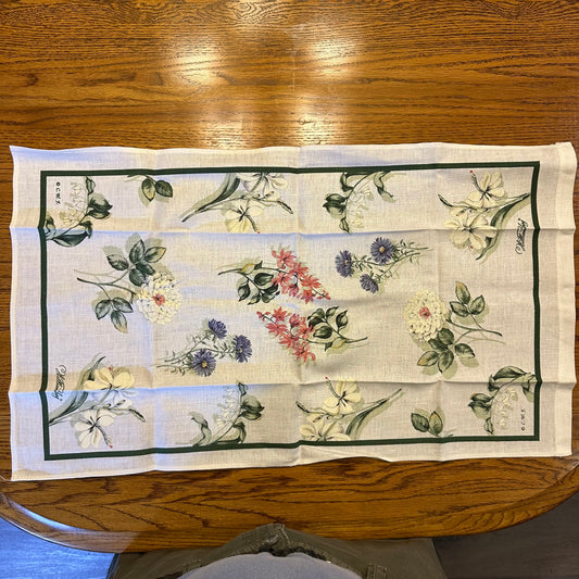 Williamburg Floral Towel