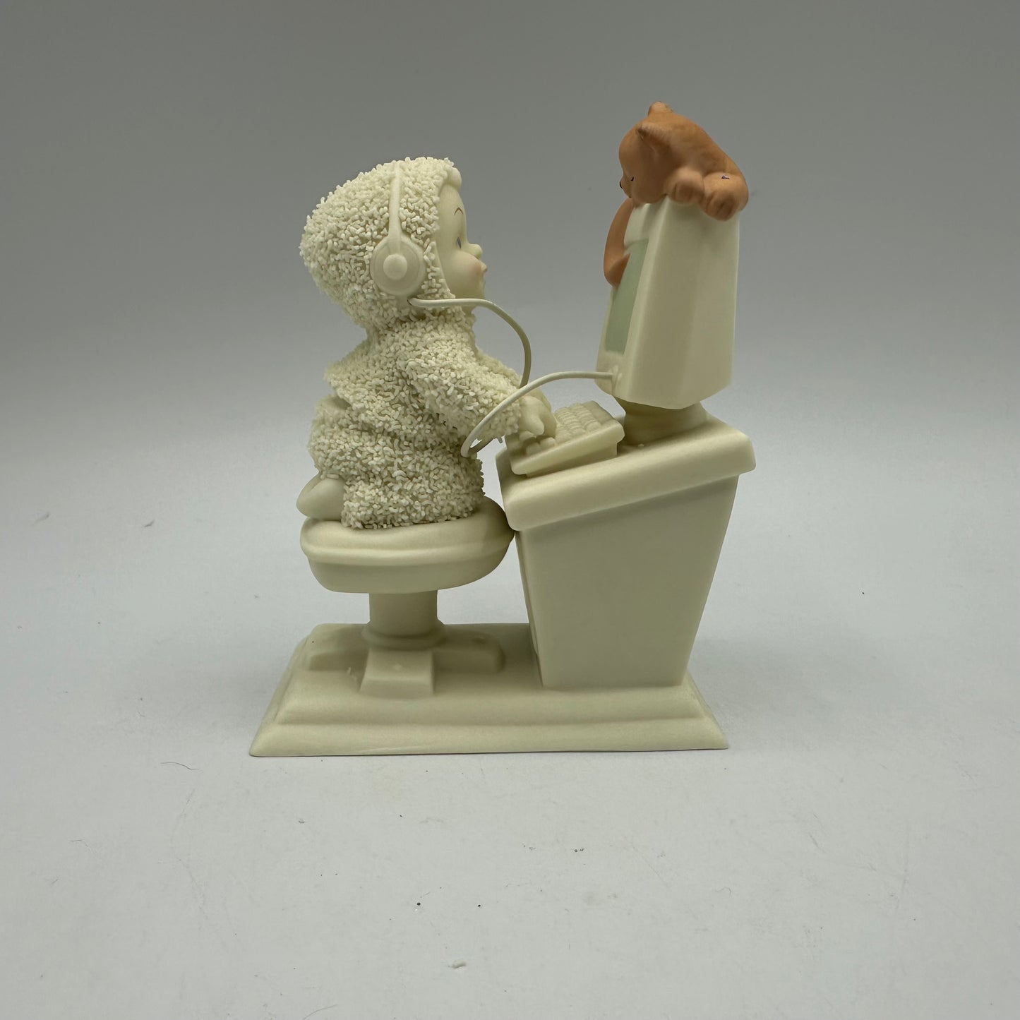 Snowbabies Let's Pretend Screen Saver Porcelain Figurine