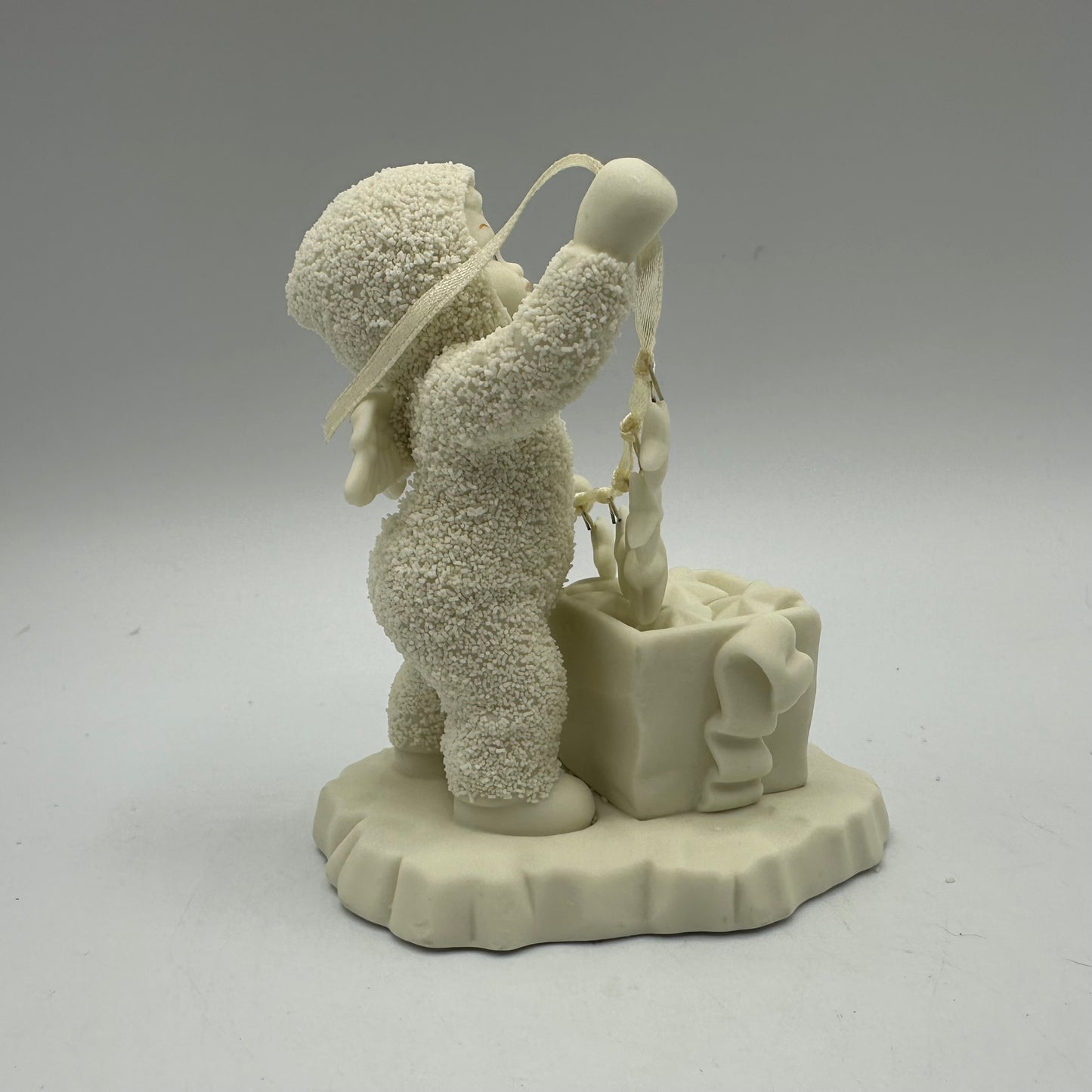 Snowbabies Stringing Fallen Stars