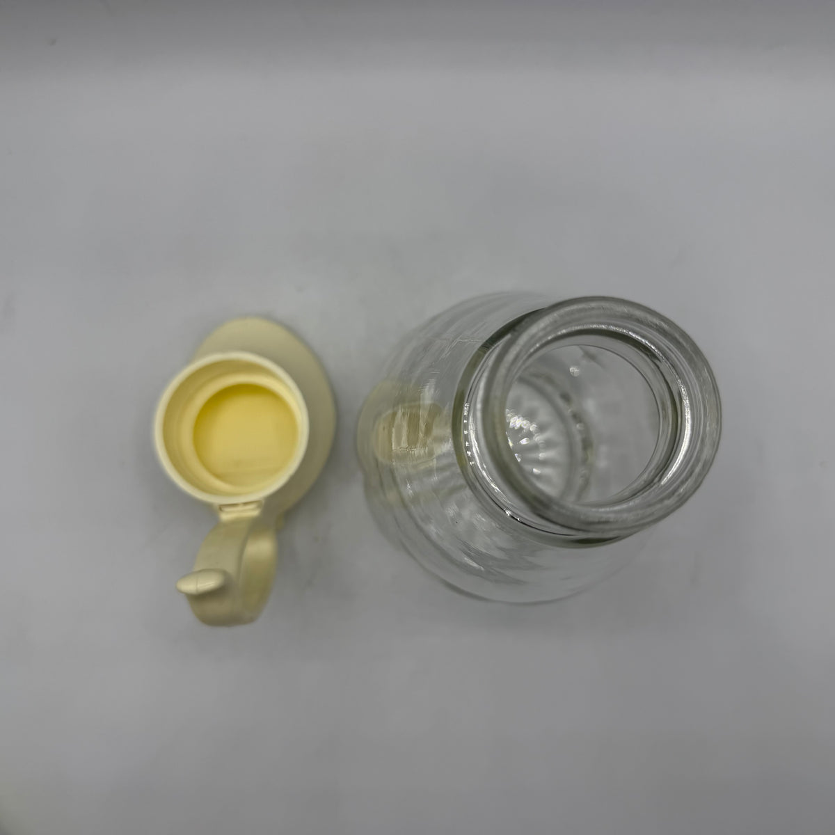 Log Cabin Glass Maple Syrup Dispenser, 1970s