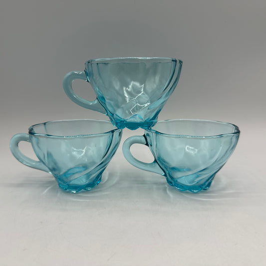 Hazel Atlas Capri Seashell Cups, Set of 3