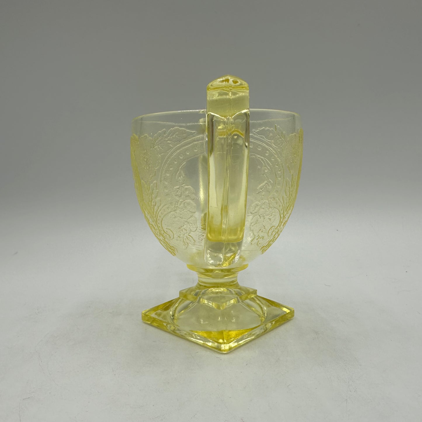 Indiana Glass Yellow Footed Sugar Bowl, Horseshoe Pattern