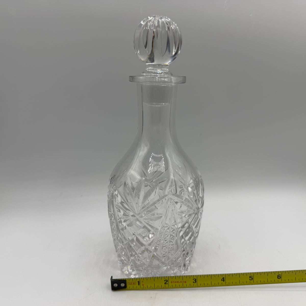 Pineapple & Diamond Glass Decanter with Stopper