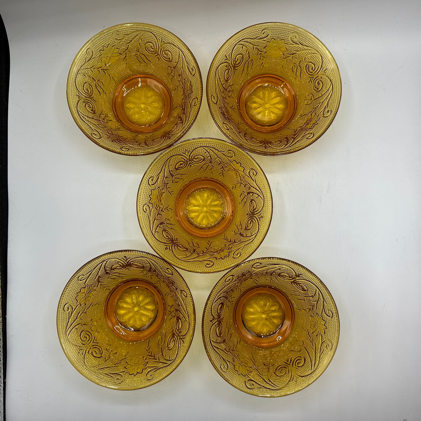 Tiara Sandwich Amber Bowls, 5 1/2", Set of 5